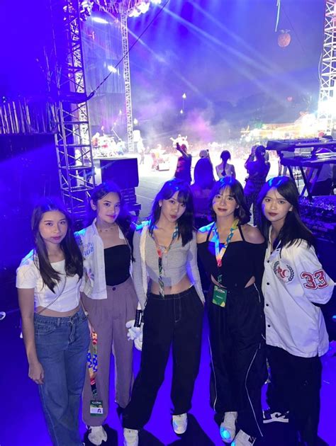 Olla Ashel Marsha Zee Adel JKT48 Di 2023 Foto Gadis Cantik