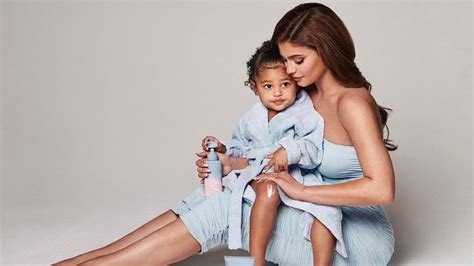 Kylie Jenner lanza su línea para bebé Kylie Baby Vogue España