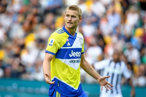 Skriniar De Ligt Bremer Iniziato Il Valzer Dei Difensori Della Serie A