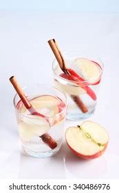 580 Apple and cinnamon infused water Images, Stock Photos & Vectors | Shutterstock