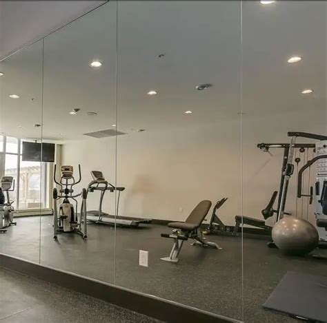 Gym Mirrors Pars Glass Atelier Yuwa Ciao Jp