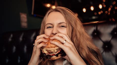 Dit Zijn De Redenen Waarom Je Altijd Honger Hebt Womanly Hot