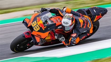 MotoGP: Brad Binder signs to remain with KTM until 2024 - Everything Moto Racing