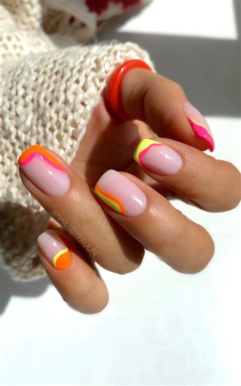 Stunning Swirl Nail Art You Ll Flip For Mycozylive