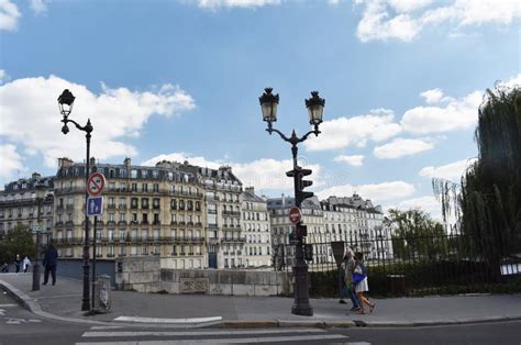 Street View of Paris, France. Editorial Photography - Image of district ...