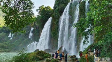 La Cascade De Ban Gioc Cao Bang Fait Partie Des 21 Plus Belles