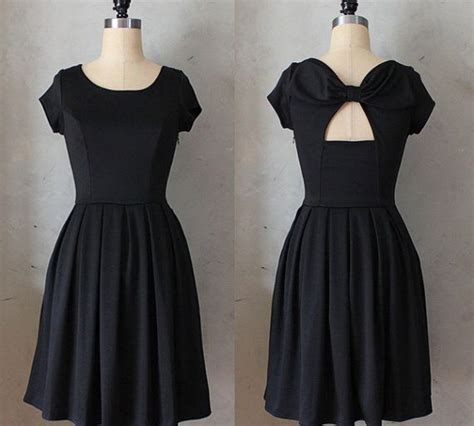 Holly Golightly Black Lbd With Pockets Pleated Skirt Back Cut