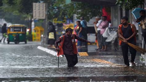 Delhi Weather Update Ncr People Wake Up To Rainy Morning Imd Predicts