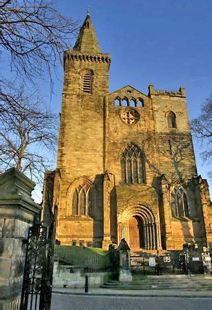 Dunfermline | Facts, Abbey, & Population | Britannica