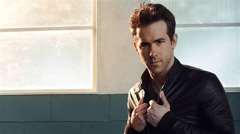 1600x900 Ryan Reynolds Desktop Wallpaper Coolwallpapersme