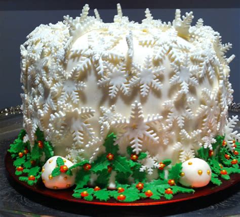 Torte Con Agrifoglio Vischio Pungitopo E Stelle Di Natale Cakemania