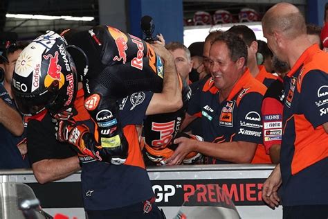 MotoGP Pit Beirer Promet Une KTM Forte En 2023 Le Premier Grand