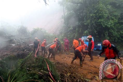 Kawasan Puncak Daerah Rawan Bencana Longsor ANTARA News