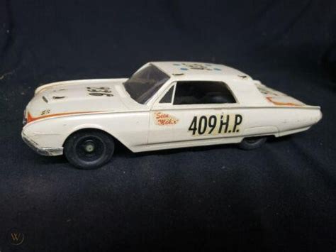 Vintage Scale Amt Turnpike Thunderbird Slot Car