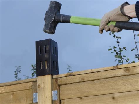 Julian Cassell's DIY Blog » Blog Archive Adding trellis to a fence ...