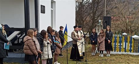 Меморіальна дошка Яворському Івану в с.Крушельниця (школа ...