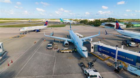 Aeropuerto Internacional De Punta Cana Festeja 35 Años Liderando En