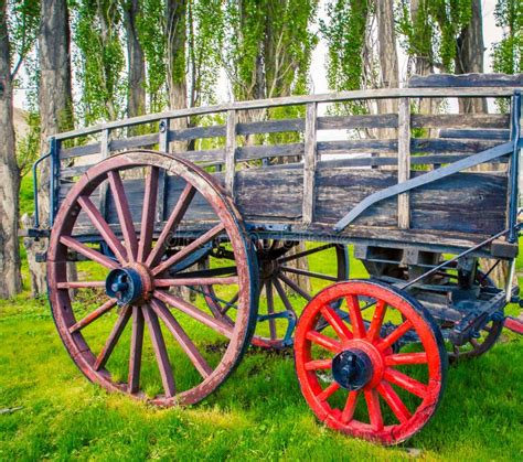 Vintage Horse Drawn Wagon Stock Photo Image Of Barrel 145896048