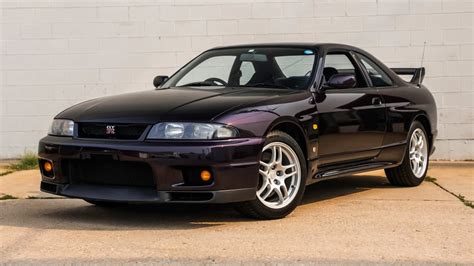 This R33 Nissan Skyline Just Sold For 235k Top Gear