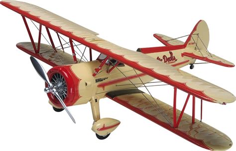 Scalehobbyist.com: Stearman Aerobatic Biplane by Revell Monogram