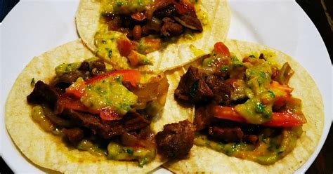 Tacos De Bistec Aguacate