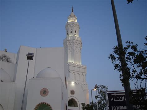 Masjid al-Qiblatain (المسجد القبلتین) - Islamic Architecture