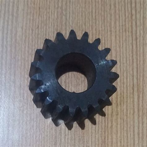 Mild Steel Heavy Vehicle 2 Module Spur Gear For Automobile Industry At