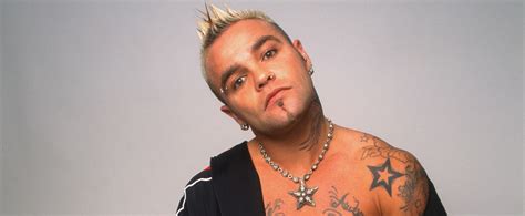 Shifty Shellshock Of ‘Butterfly’ Band Crazy Town Is Dead At 49 ...