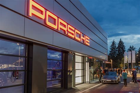 Das Neue Porsche Zentrum In Graz Nachhaltige Sportwagen Erlebniswelt