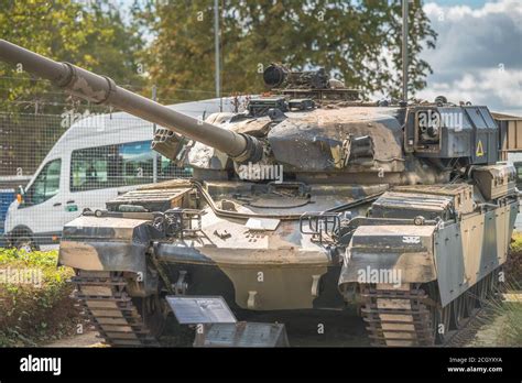 British army challenger 2 tank fotografías e imágenes de alta