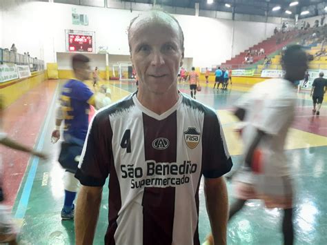 Em Torneio De F Rias Ex Atleta De Futsal Revive In Cio Da Hist Ria Que