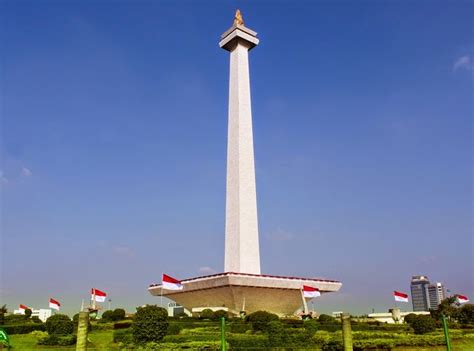 Wisata Sejarah Monumen Nasional Monas Jakarta Aneka Wisata Nusantara