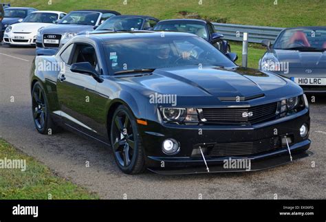 Chevrolet Camaro Black Banque De Photographies Et Dimages à Haute