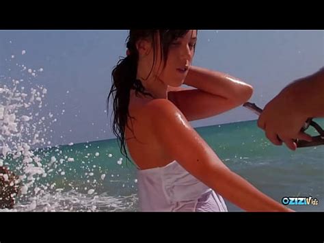 Her Big Ass Looks Amazing When She Swims Naked To Tease Her Big Cock Boyfriend Xnxx