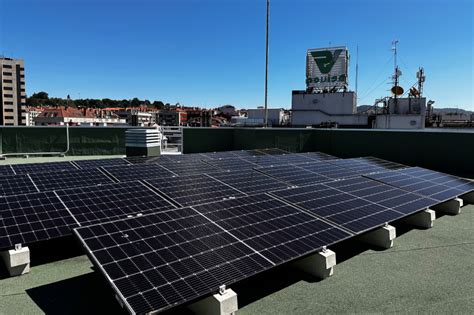 Ribera Povisa Instala Pain Is Solares Na Cobertura Do Hospital