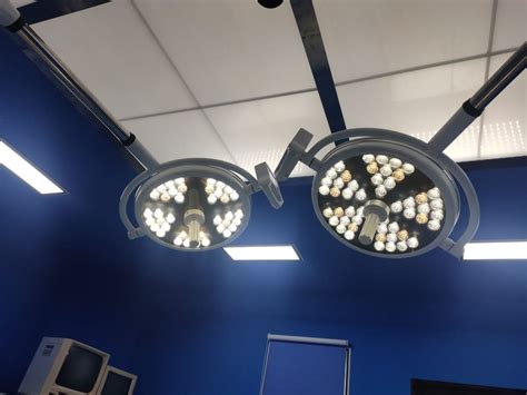 Medilux Double Dome Led Ceiling Ot Light Model Name Number Sunflower