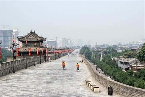 The Ancient City Wall of Xi’an | Amusing Planet