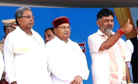 Karnataka Governor Thawar chand Gehlot with Karnataka CM-designate ...