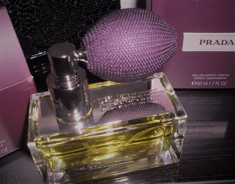 Prada Intense Prada Perfume A Fragrância Feminino 2005