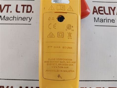 Fluke 302+ Digital Clamp Meter - Aeliya Marine