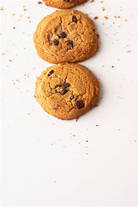 Premium Photo | Chocolate chip cookies