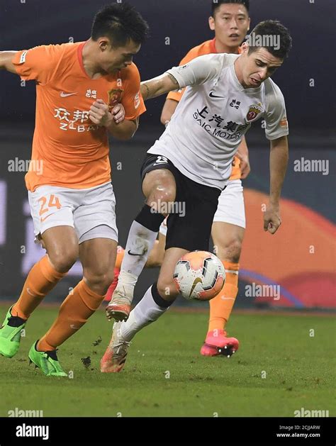 Chinese Super League Oscar Hi Res Stock Photography And Images Alamy