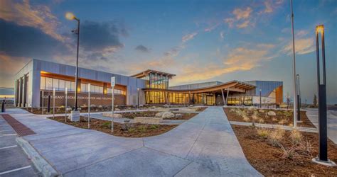 Southeast Recreation Center And Fieldhouse City Of Aurora