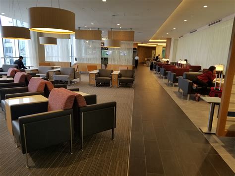 American Airlines Opened One of the World's Biggest Lounges and It's ...