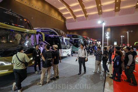 Pameran Busworld Southeast Asia Tampilkan Inovasi Bus Masa Kini