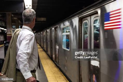 Nyc Subway People Photos And Premium High Res Pictures Getty Images