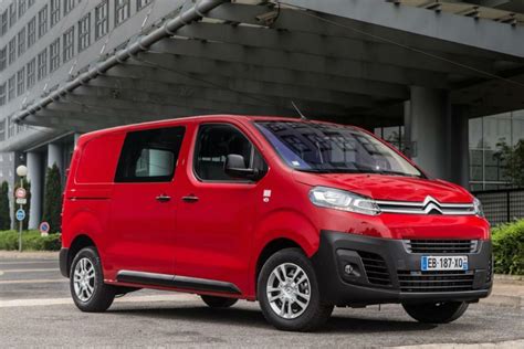 Peugeot Partner Y Citroën Berlingo Se Suman A Los Autos Eléctricos Psa