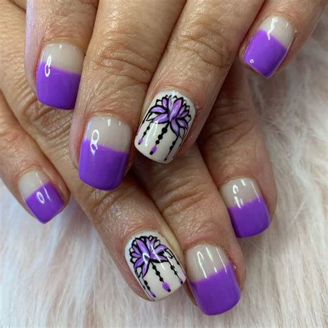 Most Favourited Lotus Nail Art Examples