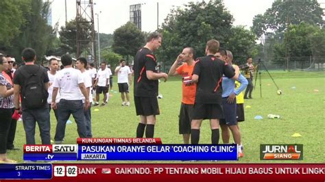 Peserta Dilatih Louis Van Gaal Youtube