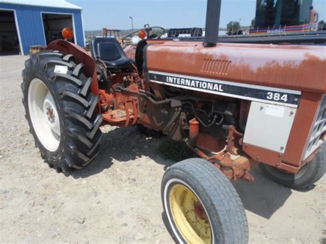 International Diesel Tractor 384 In Colorado Usa